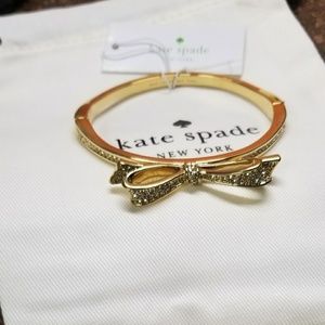 Kate spade large pave bow love note bracelet